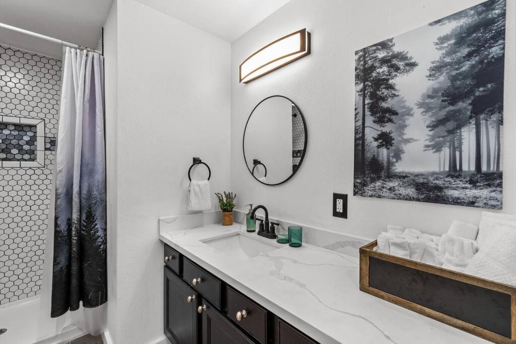 奥本Pacific Nw Gem W/Hot-Tub 15 Minutes Airport.公寓 外观 照片