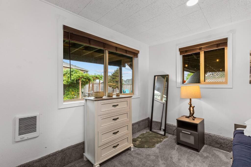 奥本Pacific Nw Gem W/Hot-Tub 15 Minutes Airport.公寓 外观 照片